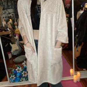 Teddy fuzzy coat with pockets.